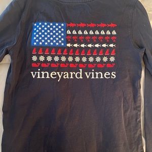 Vineyard vines tee